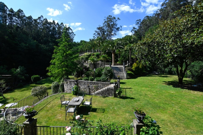 Garden and Façade Torre do Río